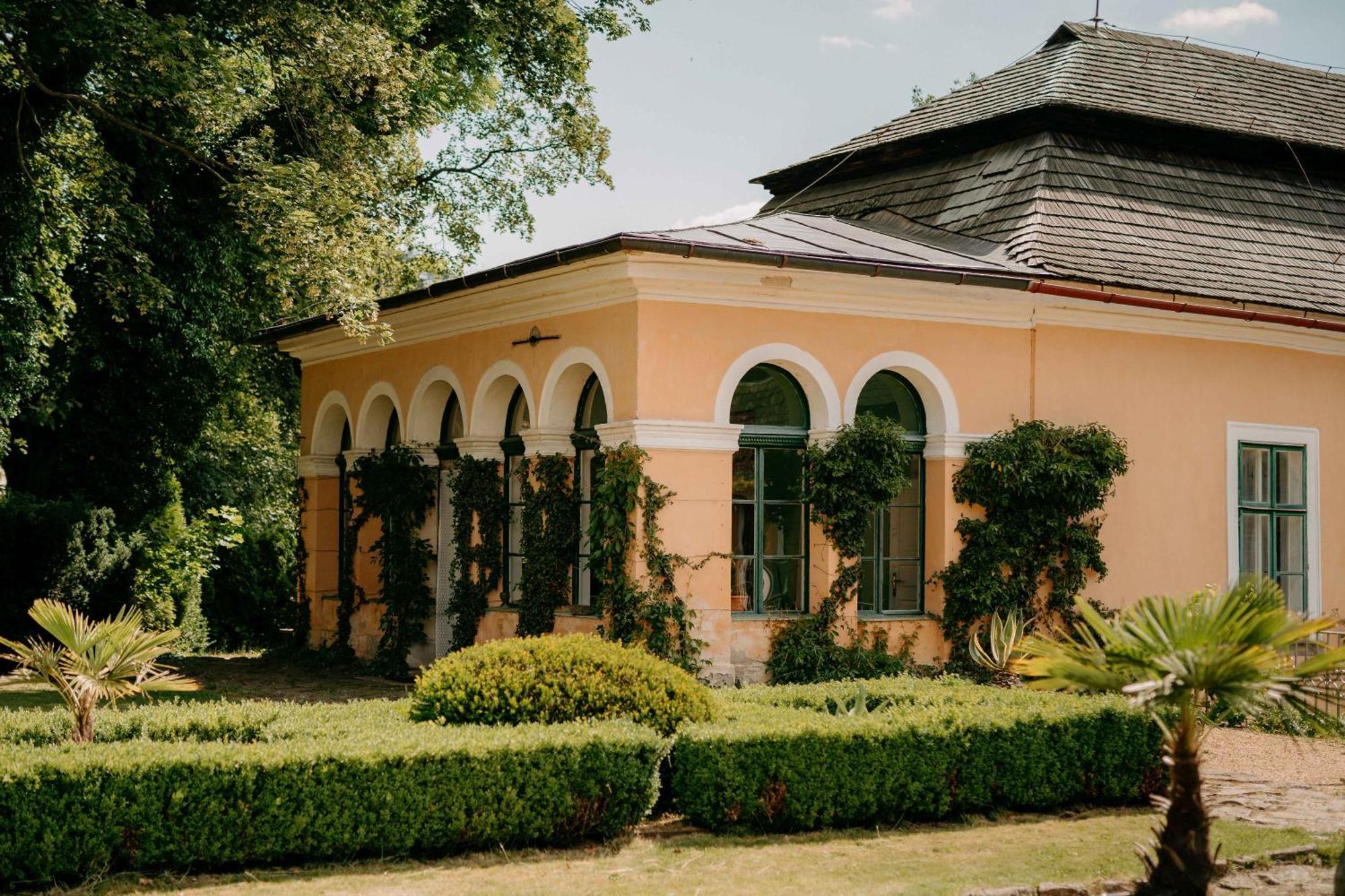 Ferienwohnung Zamek Usobi Exterior foto