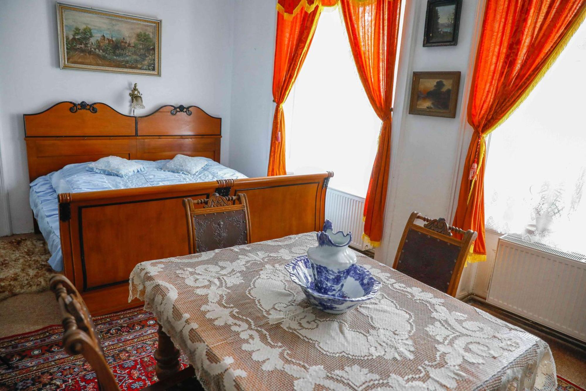 Ferienwohnung Zamek Usobi Exterior foto